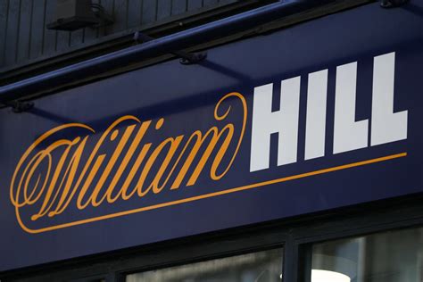 888 news|888 agrees to buy William Hill European business .